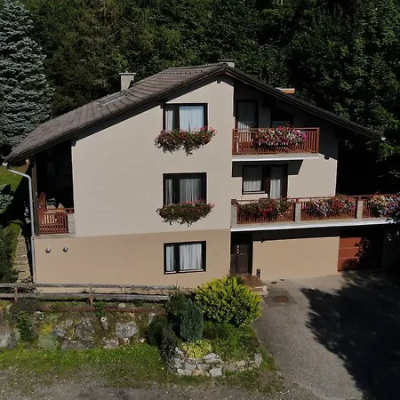 Hintergarten * Oberzeiring